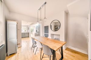 dining area- click for photo gallery
